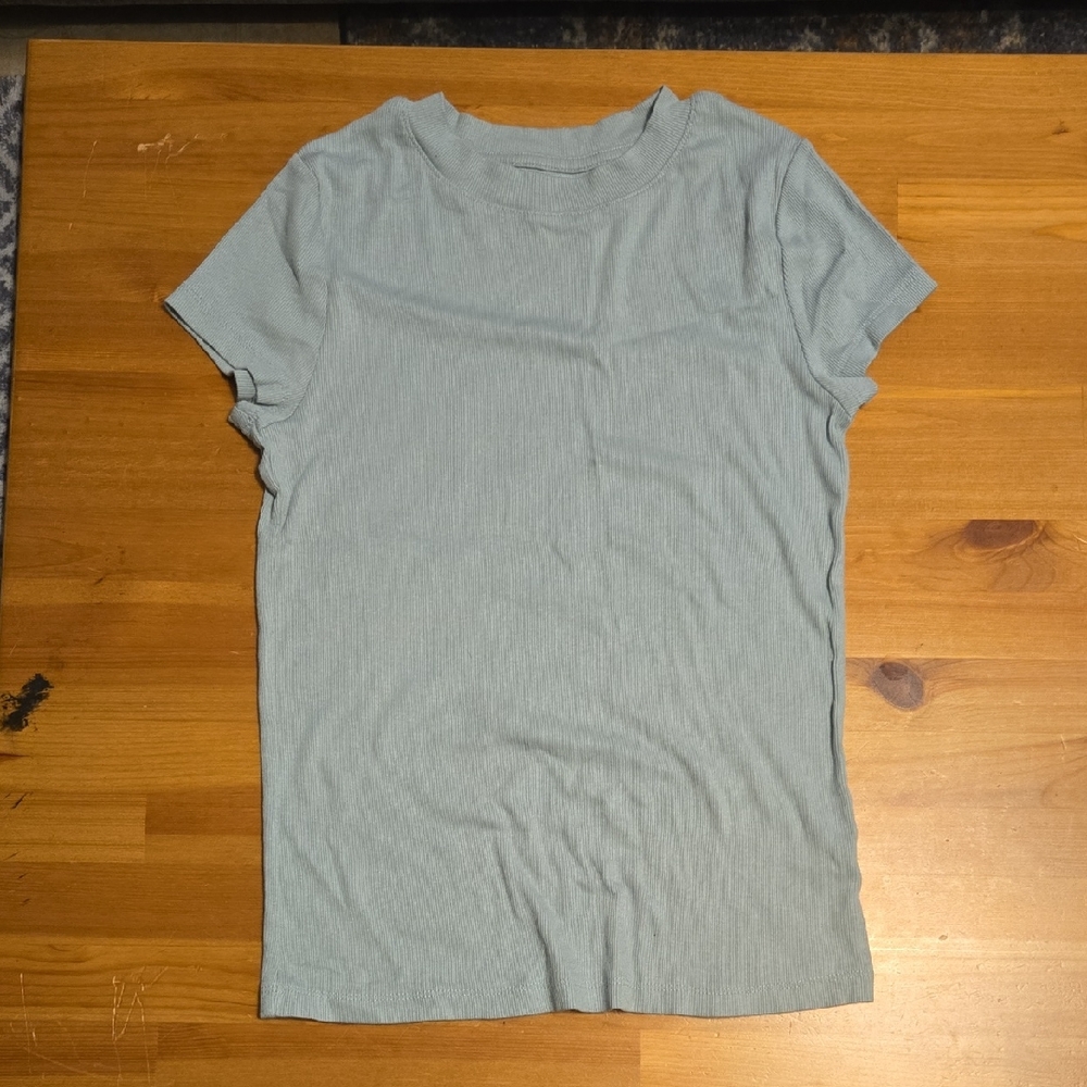Women's Light Blue Top